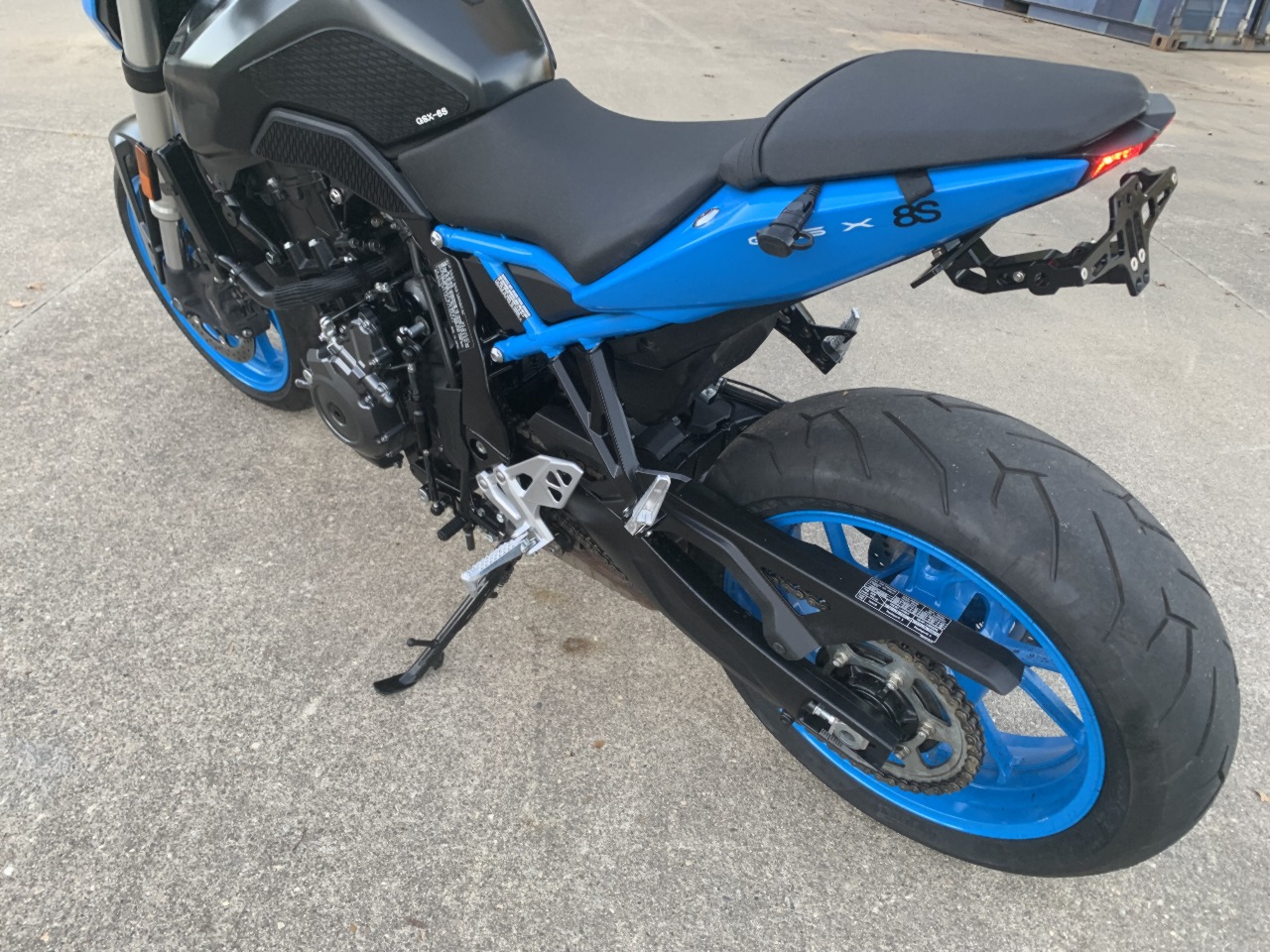 2023 SUZUKI GSX-8S